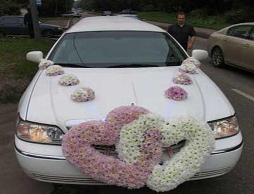 گل آرایی ماشین عروس - تزئینات عقد و عروسی
